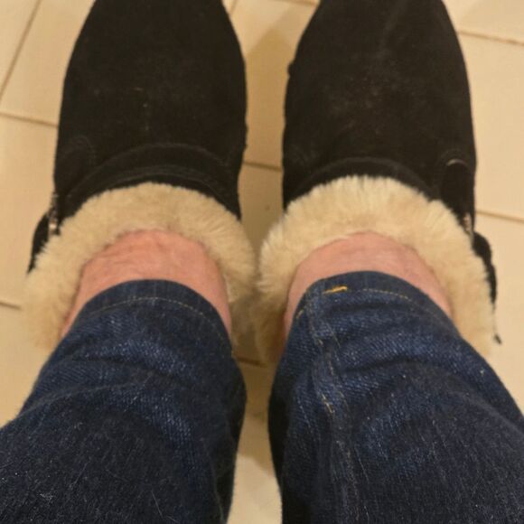 JESSICA SIMPSON BLACK SUEDE FUR TRIMMED MULES - Picture 4 of 7